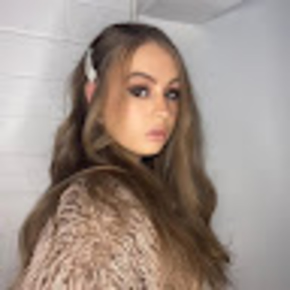 Meet your Posher, Lucy - Picture 1 of 1